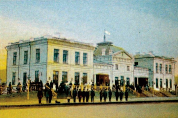 Stazione di Chita Cartolina celebrativa della transiberiana, raffigurante la stazione di Chita, importante nodo ferroviario.