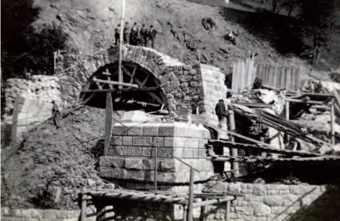 Costruzione della Wocheiner Costruzione della Wocheiner