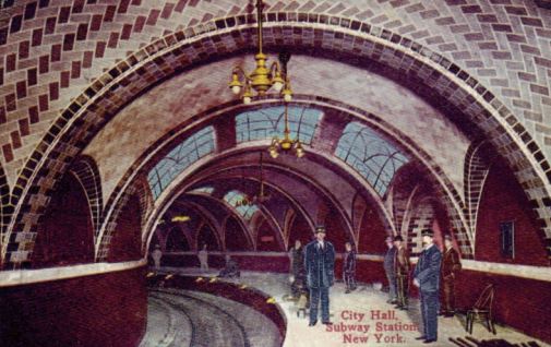 Mosaico nella stazione di City Hall della metropolitana di New York Mosaico nella stazione di City Hall della metropolitana di New York