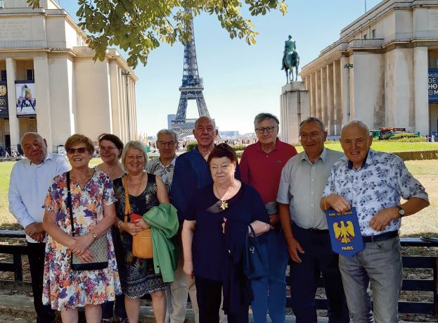 Incontro fra le delegazioni della Clape nel Mondo e dell’associazione Amis du Frioul a Parigi Incontro fra le delegazioni della Clape nel Mondo e dell’associazione Amis du Frioul a Parigi