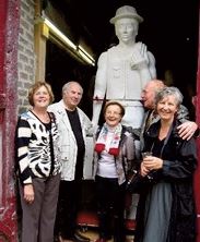 La statua dell’emigrante, dello scultore Renato Blasutta La statua dell’emigrante, dello scultore Renato Blasutta