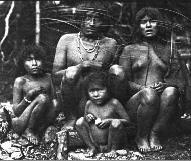 Famiglia di indigeni Yahgan Famiglia di indigeni Yahgan