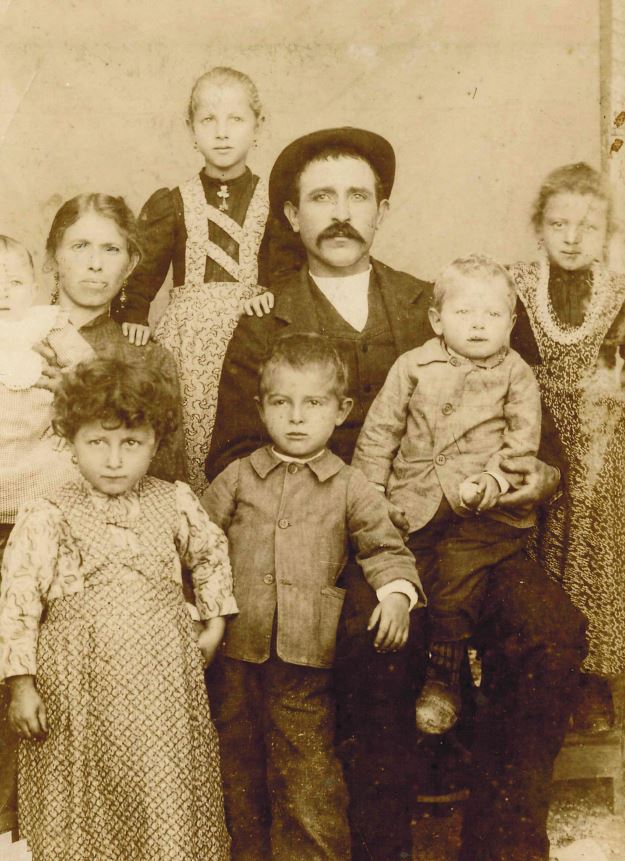 Famiglia Cecchin Famiglia Cecchin